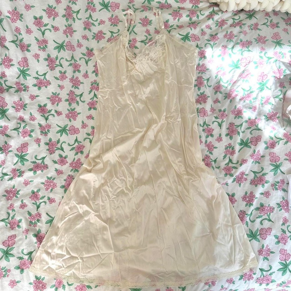 Vintage white slip dress Size Small